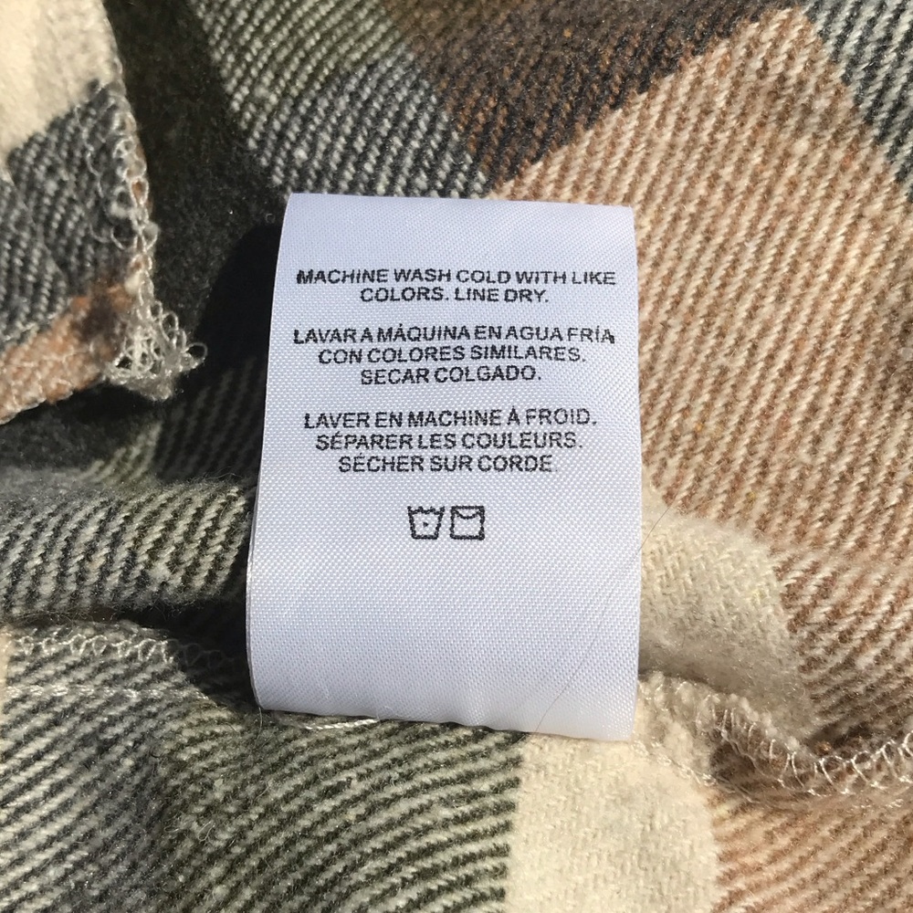 Altar'd State Large Gray Taupe Cream Plaid Shirt Jacket Size Medium - Picture 13 of 16